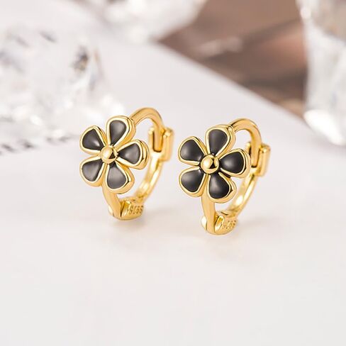 Daisy Flower Huggie Statement Earrings for Women Teen Girls,14K Gold Mini Small White Black Floral Cartilage Hoop Earrings Party Prom Trendy Kawaii Jewelry Gifts in Saudi Arabia