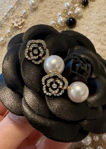 Fashion Designer Inspired Rhinestone Imitation Pearl Camellia Flower Charm Dangle Drop Earrings for Women in Saudi Arabia