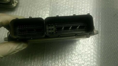 Engine ECM Control Module 2.0L Turbo Fits 13-16 Compatible with Audi A4 8K5907115F 8K5 907 115 F in Kuwait