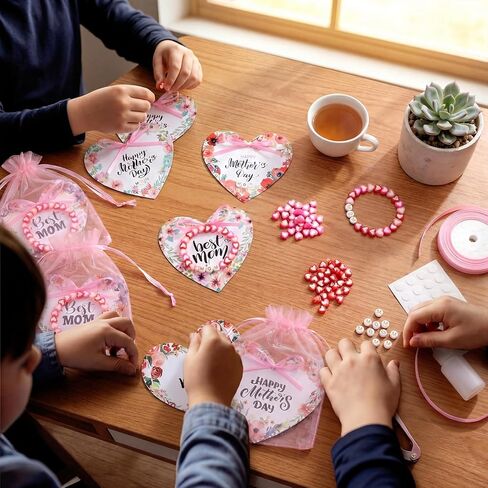 Tondiamo 24 مجموعة من أساور الأم الزهرية للأطفال DIY مجموعة صنع الخرز على شكل قلب لعيد الأم مع بطاقات هدايا على شكل قلب وحقائب لأنشطة حفلات الأم in Kuwait