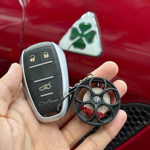 Brake disc hub shape key ring four-leaf clover keychain, for all Alfa Romeo Giulia Stelvio Tonale Giulietta 159 in Saudi Arabia