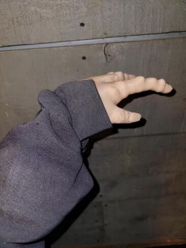 Scary Movie Strong Hand Display Prop Replica with Stand - Take My Strong Hand in Kuwait