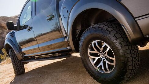 إطارات تويو OPEN COUNTRY A/T III LT285/65R18 125/122S E/10 TL in Kuwait