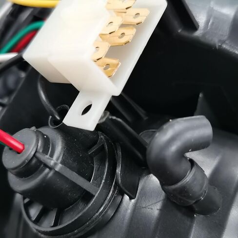 مجموعة أضواء الذيل مع مجموعة المصابيح والحزام لـ 2001 2002 2003 2004 Toyota Tacoma Pickup Truck الفرامل الخلفية مصابيح الضوء الخلفي للسائق اليسار والركاب استبدال الجانب الأيمن لـ 81560-04060 81550-04060 in Kuwait