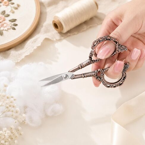 2 PCS Pointed Tip Crochet Scissor, Sewing Embroidery Scissors, Vintage Yarn Scissors for Crocheting, Vintage Pointed Detail Shears, Embroidery Scissor with Cover, Tailor Threading Shears for Crochet in Saudi Arabia