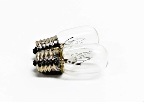 ID: 2SCW. 2 New Generic Screw-in Clear Sewing Machine Light Bulbs, 120V, 15W, Compatible with, not Manufactured by Singer. Will fit Models: 99, 1200-1, 185, 201, 201-2, 223+, Plus Others as Below: in Saudi Arabia