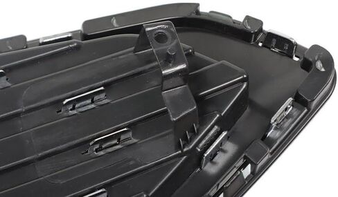 مناسبة لاستبدال الشبكة الأمامية من الكروم لسيارة Ford Fusion 2017-2018 - شبكة المصد العلوي، قطعة OEM HS7Z-8200-AA in Kuwait