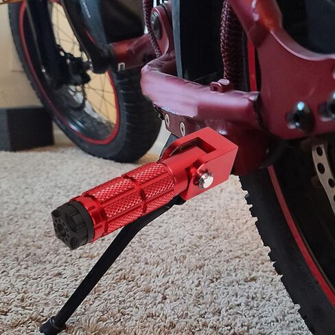 Motorcycle Foot Peg 2Pcs Foldable Motorcycle Foot Pegs, Motorcycle Foot Pegs Front Foot Pegs Passenger Footpeg M8 Footpeg Slipproof Sturdy Aluminum Pedals for Bikes ATV UTV in Kuwait