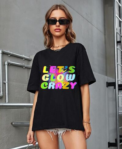 قميص Let's Glow Crazy طويل الأكمام للنساء من قميص عتيق برسومات 80 و90 in Kuwait