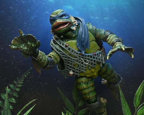 Universal Monsters/Teenage Mutant Ninja Turtles - شخصية مجسمة بمقياس 7 بوصات - ليوناردو كمخلوق in Kuwait