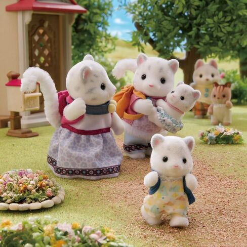 Sylvanian Families - 5814 Snow Leopard Family, Playset with Animal Figure, Velvety Animal Figures, Leopards, Toys for Children Aged 3 and Up in Saudi Arabia