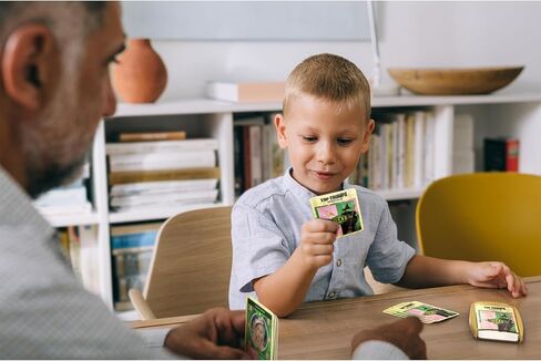 لعبة بطاقة Top Trumps Wicked - ألعاب تعليمية عائلية للأطفال والكبار لأكثر من لاعبين - ألعاب حرب الأطفال للعائلات من 6 أطفال فما فوق in Kuwait