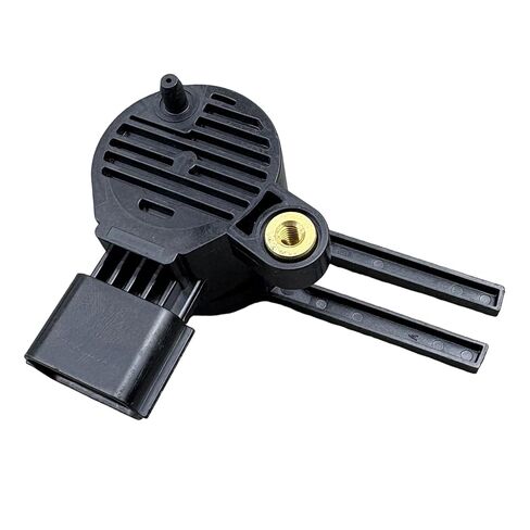 Brake Pedal Position Sensor Switch for Chevy Sonic/Spark/Corvette & Cadillac SRX/STS/CTS, 13583372, 13597425 in Saudi Arabia