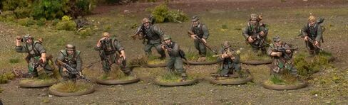 WarLord Bolt Action German Grenadiers Late War Infantry 1:56 WWII Military Wargaming Figures Plastic Model Kit, Small in Saudi Arabia