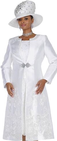 بدلة الكنيسة النسائية in Saudi Arabia