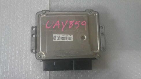 وحدة التحكم ECM للمحرك تناسب 12 14 Veloster 39110-2BBR0 391102BBR0 in Kuwait