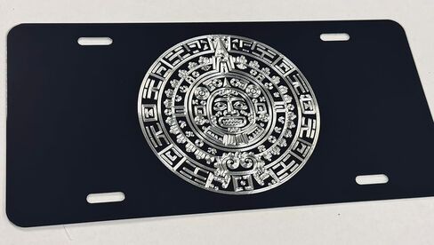 بطاقة سيارة بتقويم Mayan Aztec محفورة بالألماس على لوحة ترخيص من الألومنيوم الأسود in Kuwait