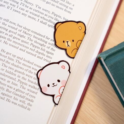 مجموعة من الإشارات المرجعية المغناطيسية من Milk and Mocha Peeking مكونة من 2 بضائع أصلية من Milk Mocha Bear لمحبي الكتب، علامات الصفحات، الطلاب، المعلمين، مشبك قلم التحديد، لطيف رائعتين، مستلزمات منزلية للمكتب والمدرسة in Kuwait