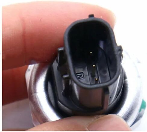 Air Conditioning Pressure Switch Sensor for Toyota Camry Corolla Rav4 Avalon Highlander A c Air Conditioning Pressure Sensor Switch in Kuwait