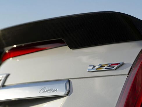3pcs Fit Cadillac V Car Emblems Door Liftgate Badge V Logo Emblem Compatible with Cadillac Escalade V-Series CT5 ATS CTS SRX XTS (3pcs Silver Colorful) in Kuwait