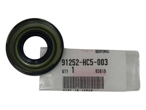 Cyclemax One Pack Compatible with Honda Oil Seal (22X48X7) (ARAI) 91252-HC5-003 Contains One 91252-HC5-003 and a Funnel in Kuwait