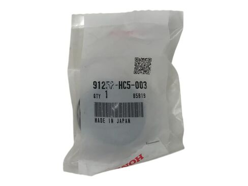 Cyclemax One Pack Compatible with Honda Oil Seal (22X48X7) (ARAI) 91252-HC5-003 Contains One 91252-HC5-003 and a Funnel in Kuwait
