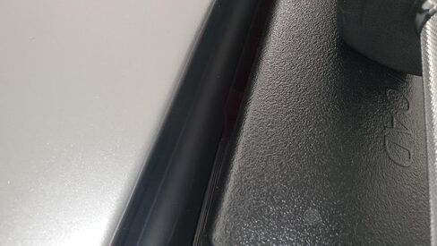 EZ Lip Truck Boot Universal Rear Window Seal for Camper Shells & Truck Caps in Saudi Arabia