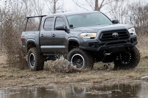 Rough Country Power Running Boards with LED Step Lights for Toyota Tacoma Double Cab 2005-2023 - Dual Motor i-Force Electric Powerstep Board & Retractable Truck Steps in Kuwait