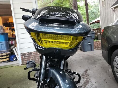 غطاء حماية للمصابيح الأمامية للدراجة النارية واقي عدسات المصباح الأمامي مناسب لدراجات Harley CVO Road Glide FLTRXSE 2023-2025 FLTRXST 2024-2025 (أصفر) in Kuwait