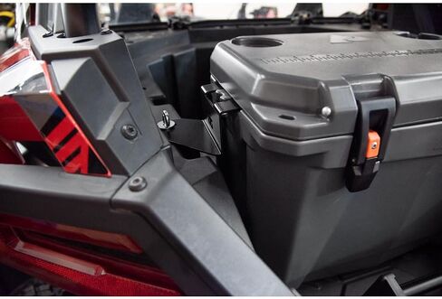 TUSK Cooler Mount Brackets 26 Quart Ozark Cooler أسود مسحوق مطلي لـ Polaris RZR XP 4 1000 Ultimate 2023-2026 in Kuwait