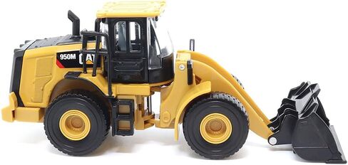 Diecast Masters | 1:64 Scale Cat 950M Wheel Loader | Model 84646CS in Saudi Arabia