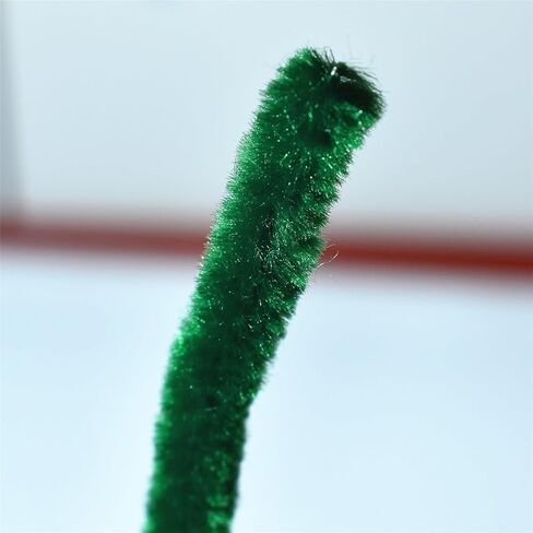 Dark Green Pipe Cleaners Chenille Stems (200 Pack) for DIY Art Craft Decorations Creative (12 in x 0.24 in) in Saudi Arabia