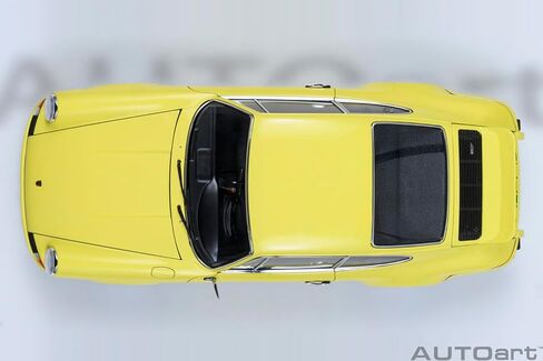 AUTOart 911 Carrera 2.7 RS Light Yellow with Green Stripes and Wheels 1/18 Model Car 78033 in Saudi Arabia