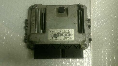 Engine ECM Control Module Gasoline Fits 14 Focus EM5A12A650LA EM5A-12A650-LA in Kuwait