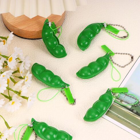 6 PCS Green Squeeze Bean Keychain, Edamame Pea Keychain Fidget Props, Soybeans Fidget Props Gifts for Adults Stress Relief, Keyring, Party Favors Decoration Supplies in Saudi Arabia