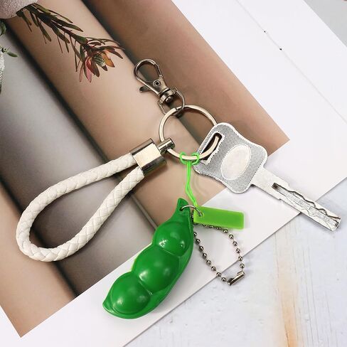 6 PCS Green Squeeze Bean Keychain, Edamame Pea Keychain Fidget Props, Soybeans Fidget Props Gifts for Adults Stress Relief, Keyring, Party Favors Decoration Supplies in Saudi Arabia