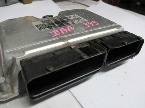 2006 06 متوافق مع شركة فولكس فاجن المتوافقة مع وحدة التحكم في محرك Jetta ECM 2.5L AT 07K906032AQ 07K 906 032 AQ in Kuwait