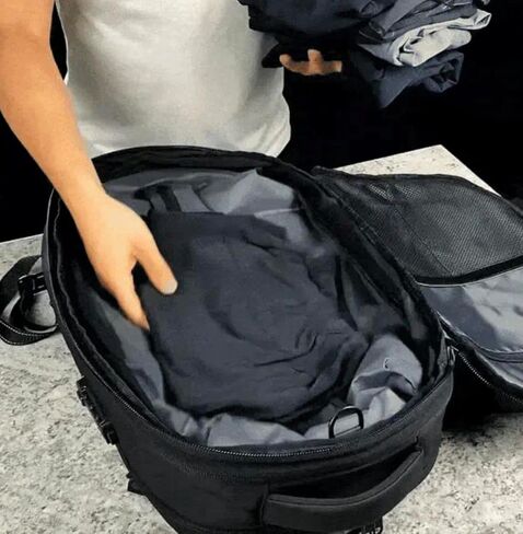 VacPack The Original Backpack with Vacuum Carry on Size in Kuwait