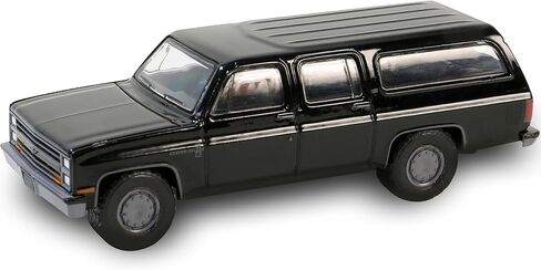 مقتنيات 1985 Chevy Suburban C10 Custom Deluxe Black Black Bandit Series 29 1/64 Diecast نموذج سيارة من Greenlight 28150D in Kuwait