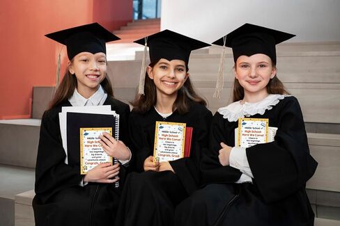 Middle School Graduation Gift Card for Teenagers, 8th Grade Graduation Gifts for Boys Girls, High School Here We Come Congrats Grad Card with Envelope, Funny Greeting Cards for Graduates in Saudi Arabia