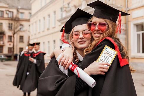 Middle School Graduation Gift Card for Teenagers, 8th Grade Graduation Gifts for Boys Girls, High School Here We Come Congrats Grad Card with Envelope, Funny Greeting Cards for Graduates in Saudi Arabia