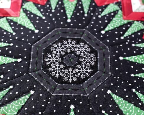 Point of View Kaleidoscope Folded Star Table Topper Pattern in Saudi Arabia