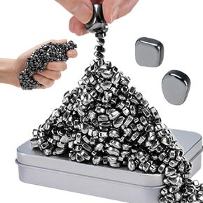 Magnetic Balls, Over 600 Pcs Mini Magnetic Putty, with 2 Large Smooth Magnetic Beads, Fun Quiet Fidget Toy for Adults, Weak Ferrite Putty ADHD Desk Toys for Office (Colorful)