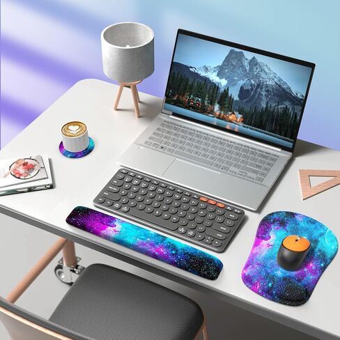 Haocoo Keyboard Wrist Rest, Ergonomic Mouse Pad with Wrist Rest, Gel Wrist Rest for Computer Keyboard and Mouse Pad, Non-Slip Mouse Pad Wrist Support for Gaming,Office, Boho Tropical Leaves in Kuwait