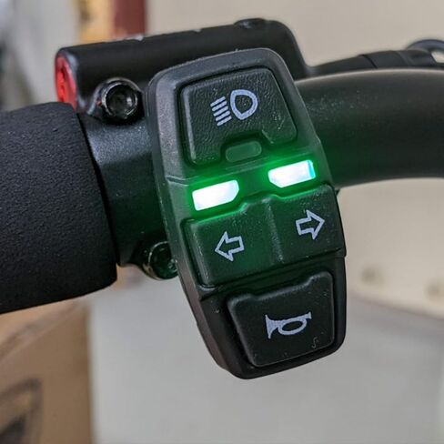 Motorcycle Head Light Turn Switch, 3 in 1 Ebike Light Horn Turn Signal ON/Off Switches with Wire, Motorbike Handlebar Control Button Mount, Universal for Dirt Bike Scooter Motocross in Kuwait