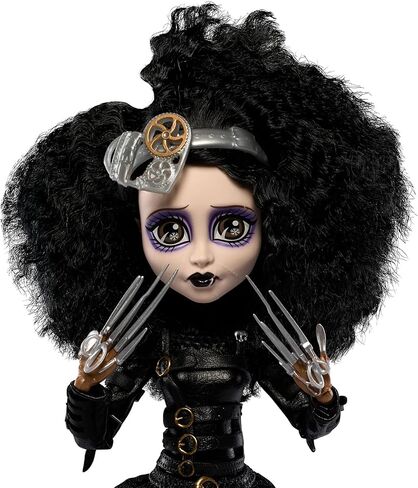 دمية Monster High Skullector Edward Scissorhands مقاس 10.5 بوصة إصدار الذكرى السنوية القابلة للتجميع مع جسم مفصلي وتغليف ممتاز وشهادة توثيق البرامج in Kuwait