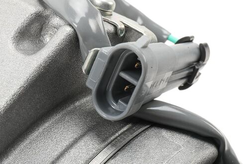 GM Genuine Parts 19436024 Air Conditioning Compressor in Kuwait