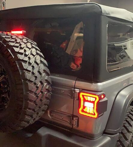 iJDMTOY Plug-N-Play Race Car Style Third Brake Light Strobe/Flash Attention Module Box/Harness, Compatible with Jeep 2018-up Wrangler JL JLU in Kuwait