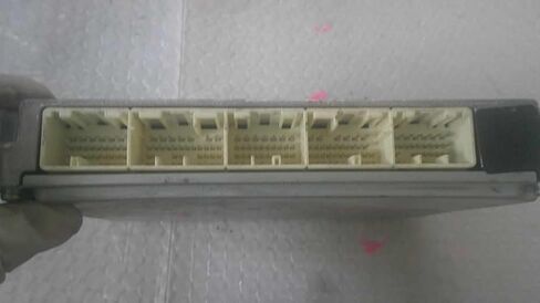 08 Compatible with Toyota Sienna Engine ECM Electronic Control Module 89661-08240 8966108240 in Kuwait