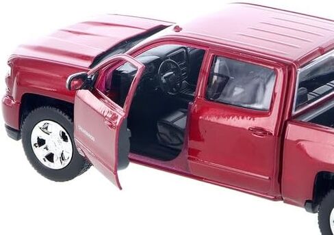 Motormax 2017 1/27 Scale Chevrolet Silverado 1500 Crew Cab Pickup Truck diecast Model in Saudi Arabia